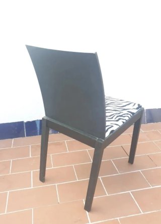 Silla madera con estampado cebra