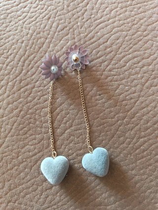 Pendientes largos flor y corazón