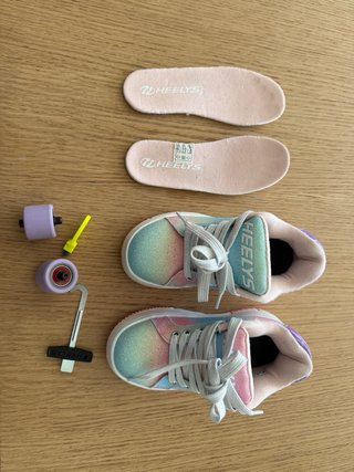 Zapatillas Heelys con ruedas multicolor Talla 31