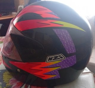 Casco Moto NZI Negro y Rojo