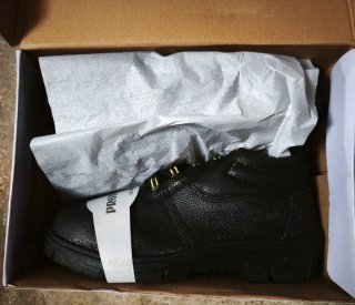 Botas de seguridad Alsiante puntera de acero