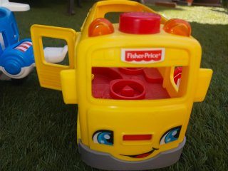 Juguetes Fisher Price: Avión y Autobús