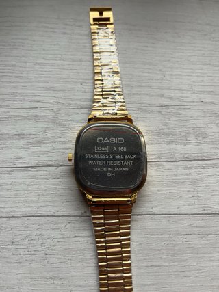 Reloj Casio Vintage Dorado y Verde