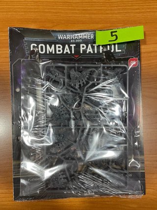 Warhammer 40k: Espinogantes Tiranidos Combat Patro