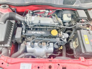 Opel Astra 2004