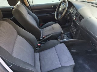 Volkswagen Golf 2002