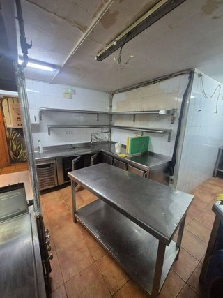 Local comercial en alquiler en Benalúa en Alicante
