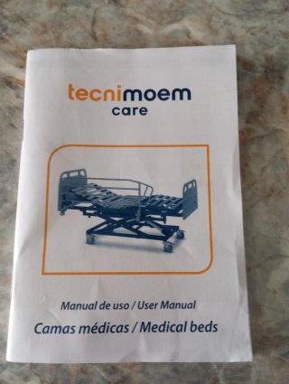 Cama articulada eléctrica con mando.