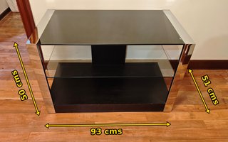 Mesa TV cristal y metal con balda