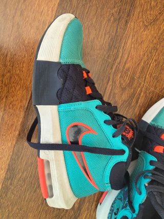 Nike LeBron Witness VIII Zapatillas