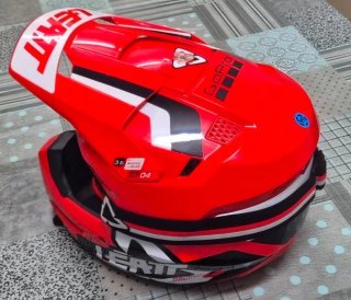 Casco adulto Leatt 3.5 XL con Gafas