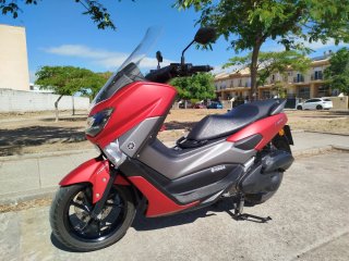 Yamaha NMAX 125 Roja Impecable