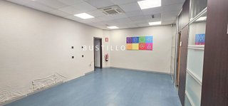 Local comercial en alquiler en Areal – Zona Centro en Vigo