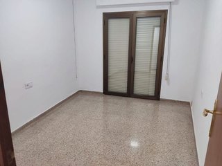 Piso en alquiler en Oliva pueblo en Oliva