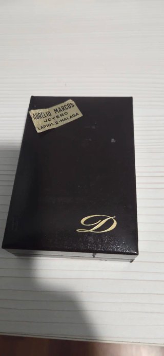 Encendedor S.T. Dupont Dorado oro