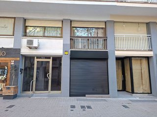 Local comercial en alquiler en Barri del Mar - Ribes Roges en Vilanova i La Geltrú