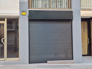 Local comercial en alquiler en Barri del Mar - Ribes Roges en Vilanova i La Geltrú