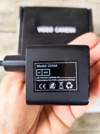 Cargador espía Video Camera