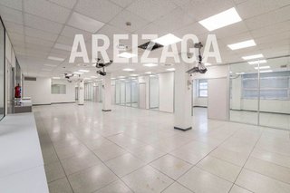 Local comercial en alquiler en Miramon - Zorroaga en San Sebastián-Donostia