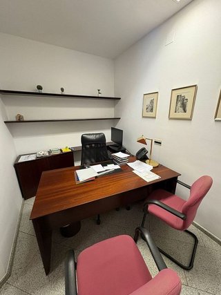 Local comercial en alquiler en Eixample Nord – La Devesa en Girona
