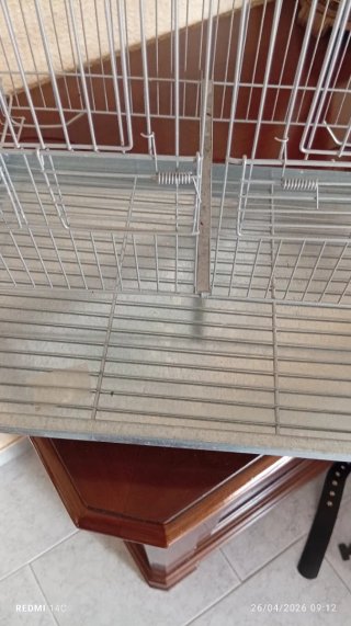 Jaula metálica para pájaros nueva grande