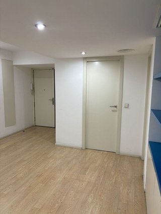 Local comercial en alquiler en Sant Gervasi - Galvany en Barcelona