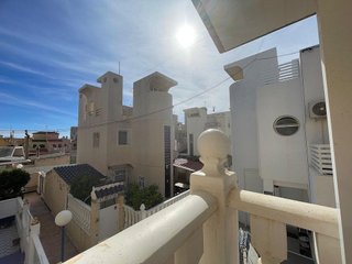Casa adosada en alquiler en Playa de los Locos en Torrevieja