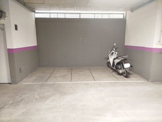 Garaje en venta en Port en Badalona