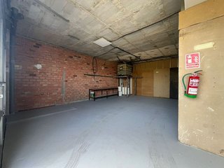 Local comercial en alquiler en Palacios y Villafranca (Los)
