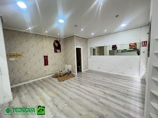 Local comercial en alquiler en Centro - El Pilar en Ciudad Real