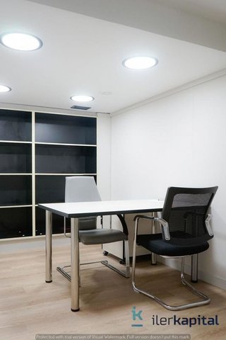 Oficina en alquiler en Instituts - Universitat en Lleida
