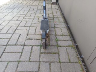 Patinete plegable gris
