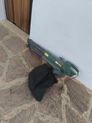 Soplador aspirador eléctrico verde