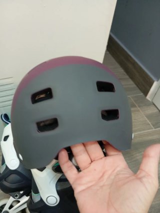 Patines, bolsa y casco de patinaje