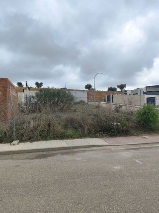 Terreno en venta en Argés