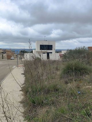 Terreno en venta en Argés