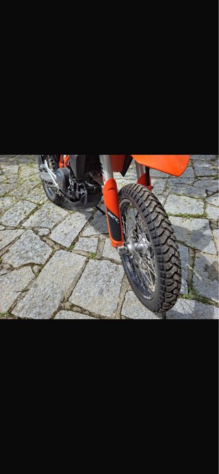 KTM 690 Enduro R Naranja/Blanca