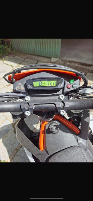 KTM 690 Enduro R Naranja/Blanca
