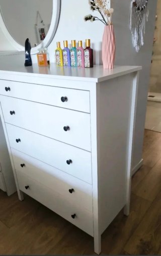 Cómoda blanca Ikea