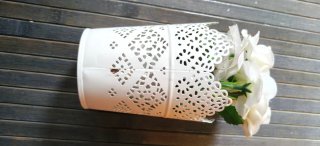 Maceta decorativa metal blanca