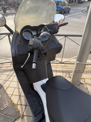 Piaggio Xevo 125 Blanca Automática