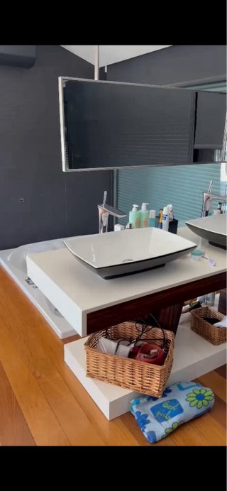 Cocina, mueble salón, lavabo, puertas , estufa ...