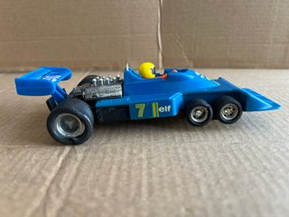 Scalextric Tyrrell Ford P34 Azul