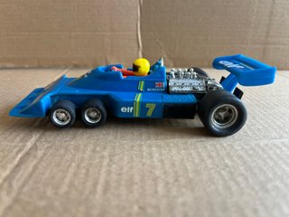 Scalextric Tyrrell Ford P34 Azul