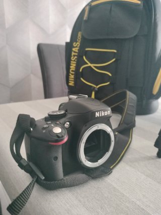 Cámara Nikon D5100 + Accesorios