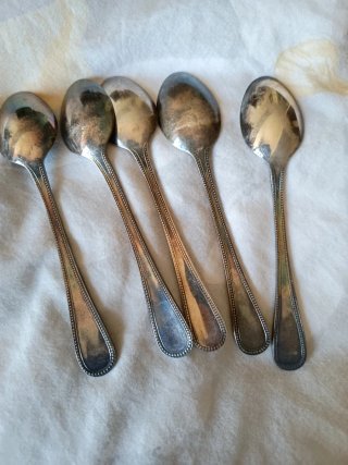 Juego de 5 cucharas antiguas