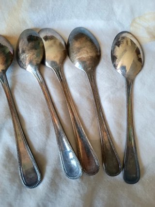 Juego de 5 cucharas antiguas