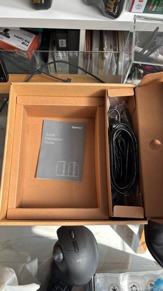 Synology DS220j NAS como nuevo