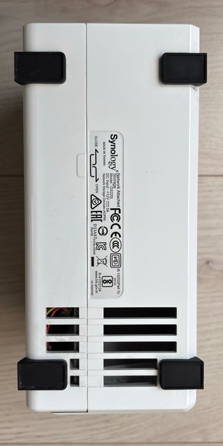 Synology DS220j NAS como nuevo