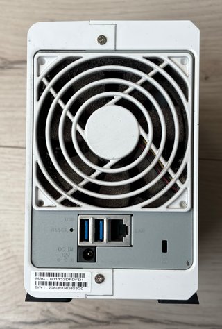 Synology DS220j NAS como nuevo